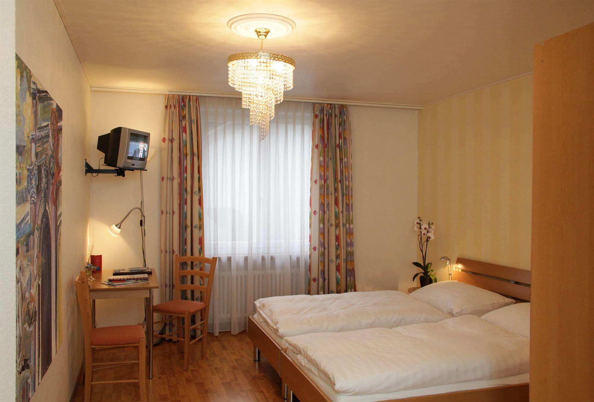 Hotel Roter Turm Solothurn Luaran gambar
